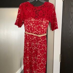 Cute dress good for Christmas, worn once for a wedding